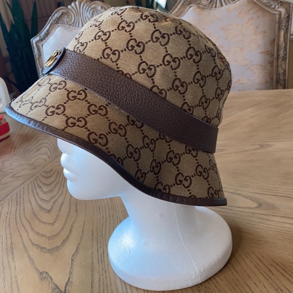 ❤️ Authentic Gucci Bucket Hat - Picture 4 of 10